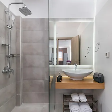 Maridenia - Family Escape With Private Pool, By Zantewize Villa *