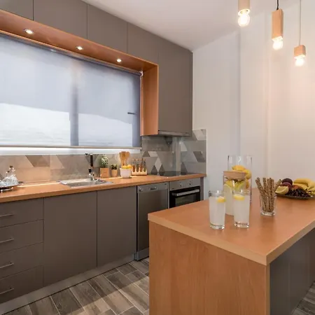 Villa Maridenia - Family Escape With Private Pool, By Zantewize *