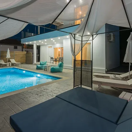 Maridenia - Family Escape With Private Pool, By Zantewize *