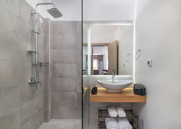 Maridenia - Family Escape With Private Pool, By Zantewize Villa *