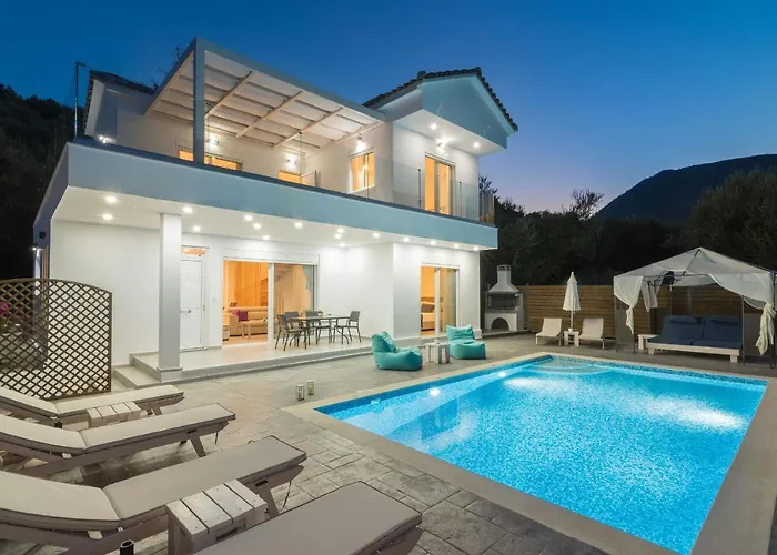 Maridenia - Family Escape With Private Pool, By Zantewize